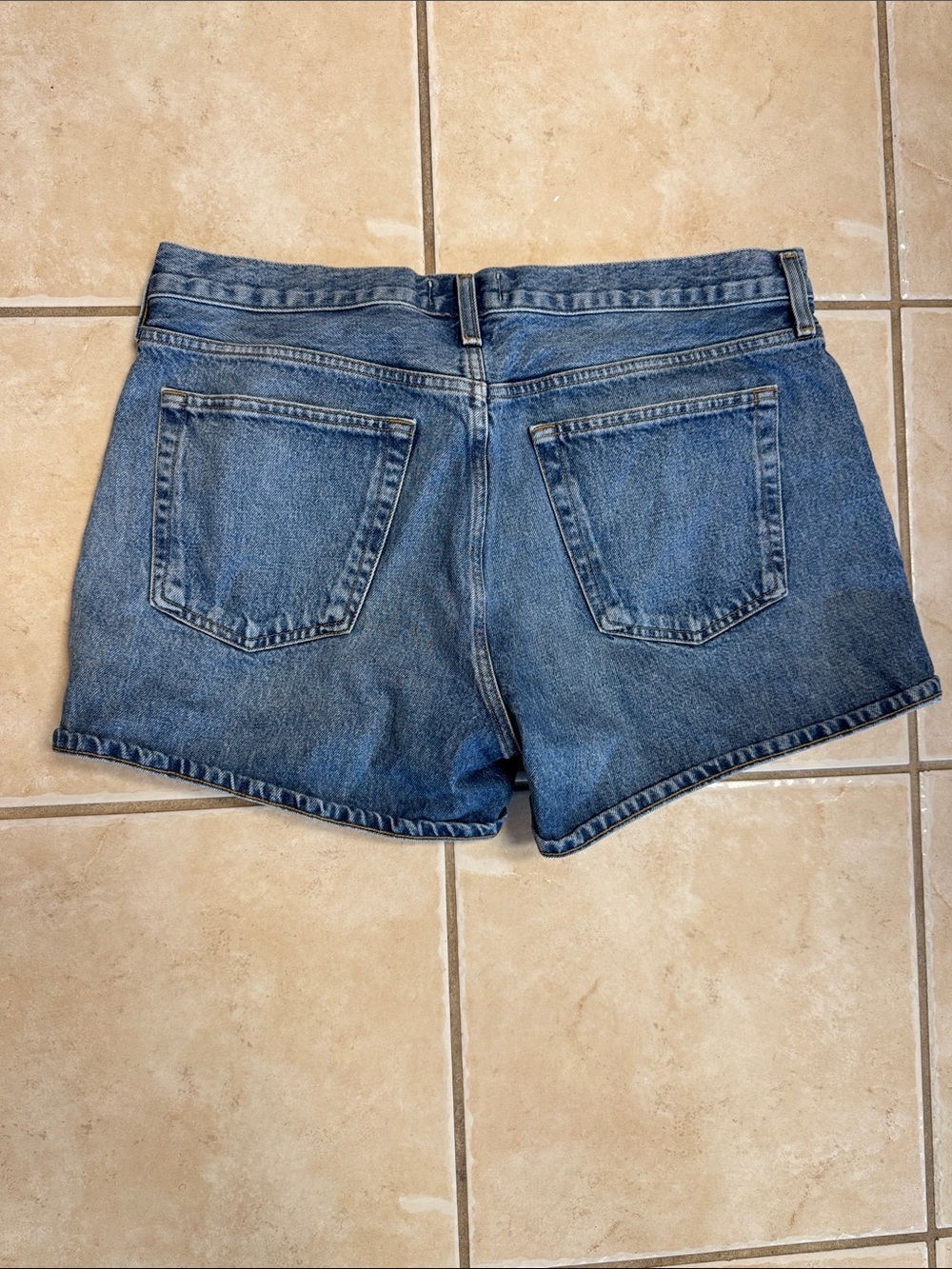 Agolde Classic Blue High-Rise Denim Shorts - Picture 4 of 15